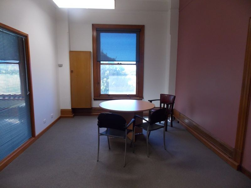 99 Selwyn St BHP Administration Building, Mayfield NSW 2304