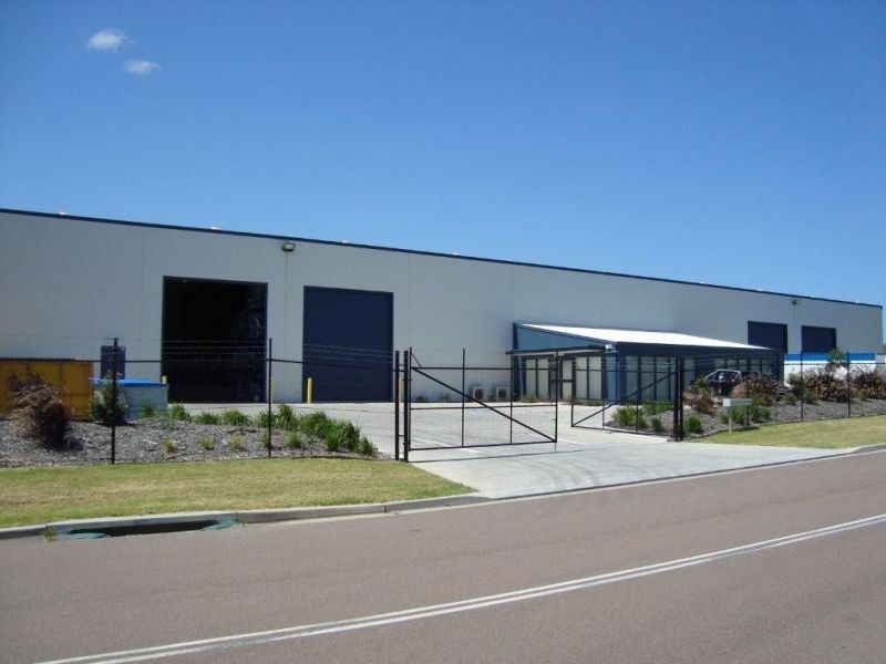 6 Amsterdam Close, Wyong NSW 2259