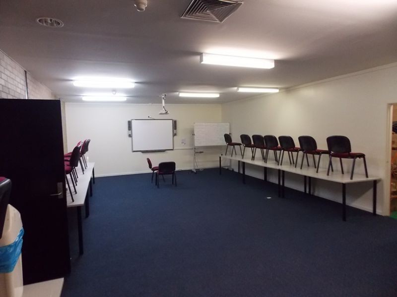 1 Renfrew Crescent, Edgeworth NSW 2285