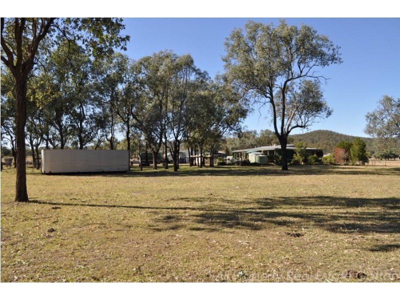 4 Lester Lane West, Laidley South QLD 4341