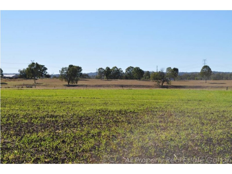 4 Lester Lane West, Laidley South QLD 4341