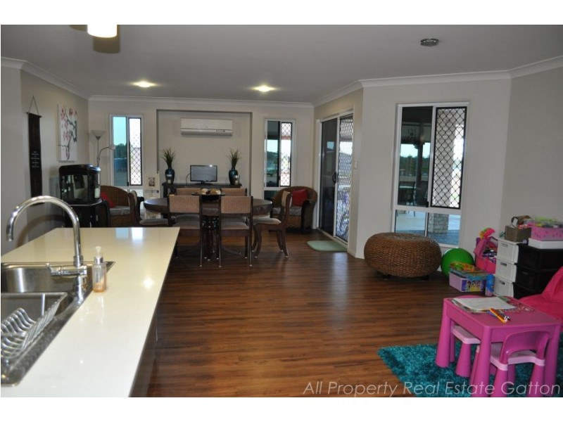 Adare QLD 4343