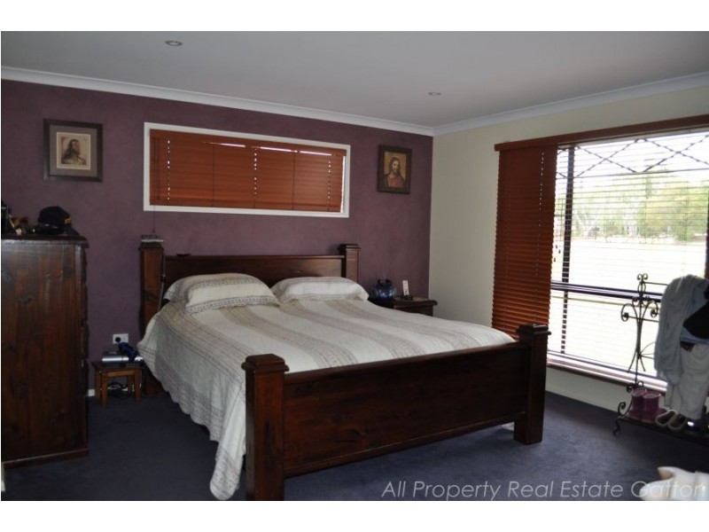 10 Caitlin Court, Placid Hills QLD 4343