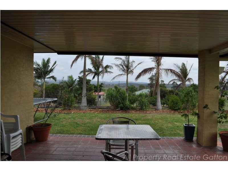 10 Caitlin Court, Placid Hills QLD 4343