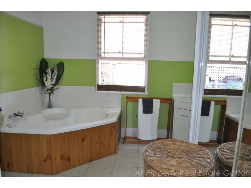 55a East Street, Gatton QLD 4343