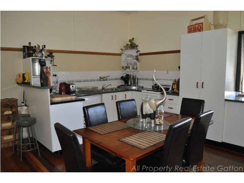 55a East Street, Gatton QLD 4343