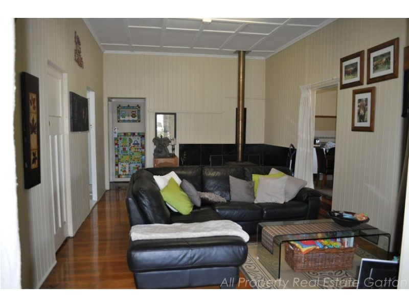 55a East Street, Gatton QLD 4343