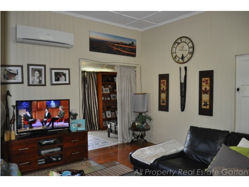 55a East Street, Gatton QLD 4343