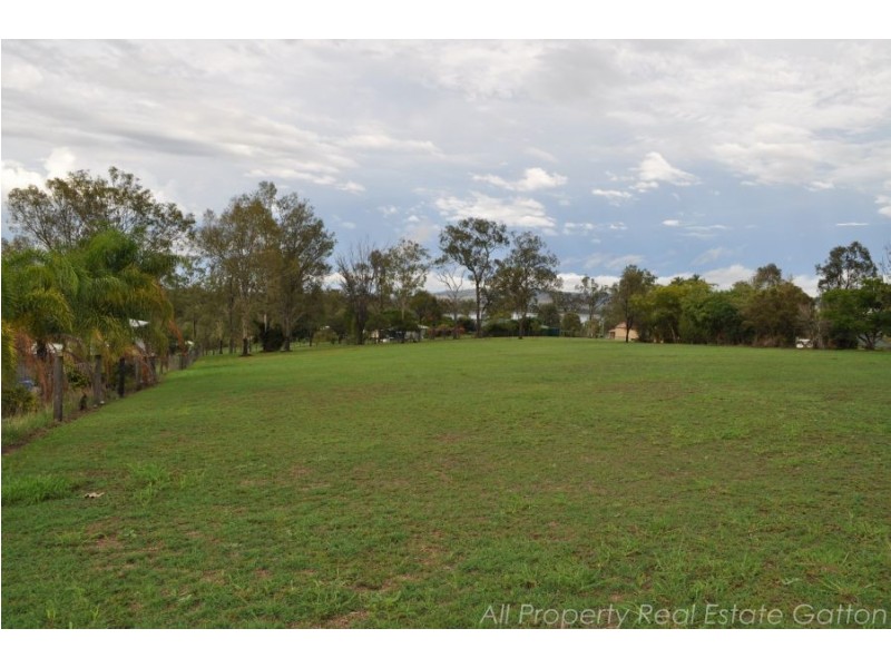 6 Coot Place, Laidley Heights QLD 4341