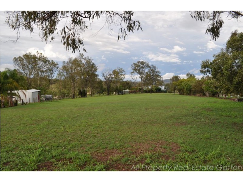 6 Coot Place, Laidley Heights QLD 4341