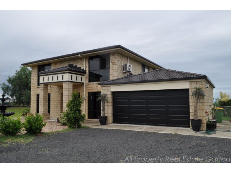 19 anthony court, Summerholm QLD 4341