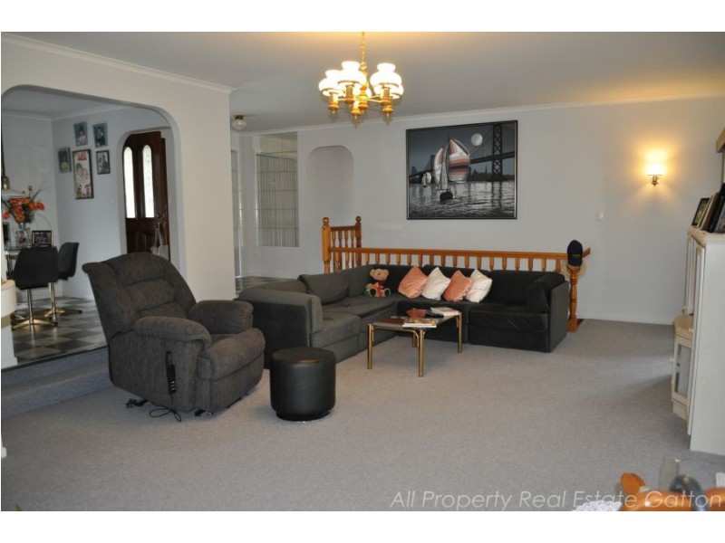 16 fitzgerald street, Gatton QLD 4343