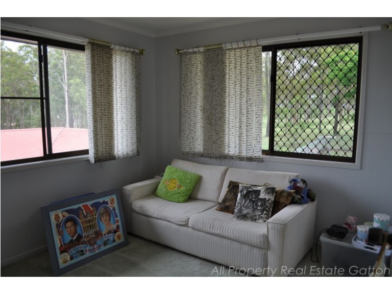 16 fitzgerald street, Gatton QLD 4343