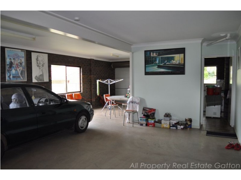 16 fitzgerald street, Gatton QLD 4343