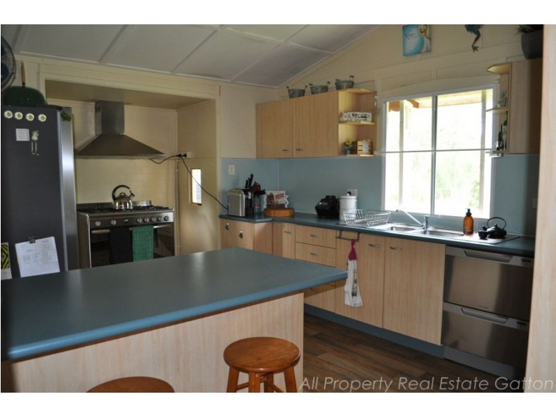 1084 Gatton Esk Road, Spring Creek QLD 4343