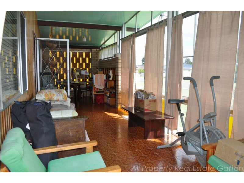 12 Dwyer Street, Gatton QLD 4343