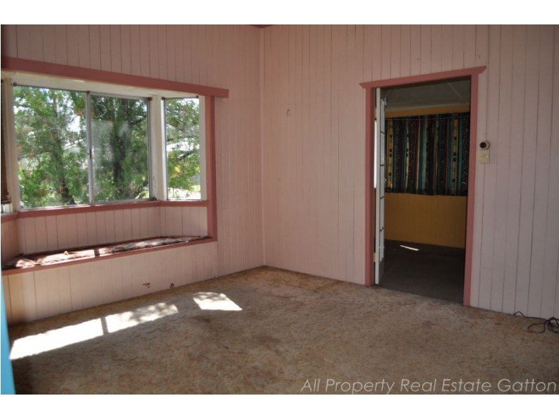 104 Railway Street, Gatton QLD 4343