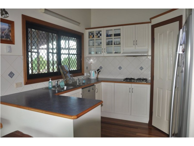 Adare QLD 4343
