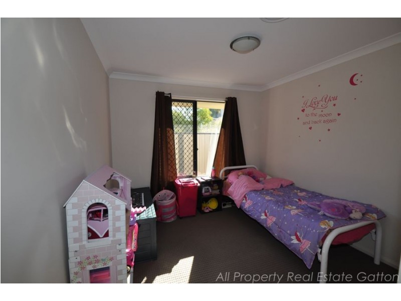 70 Highview Avenue, Gatton QLD 4343