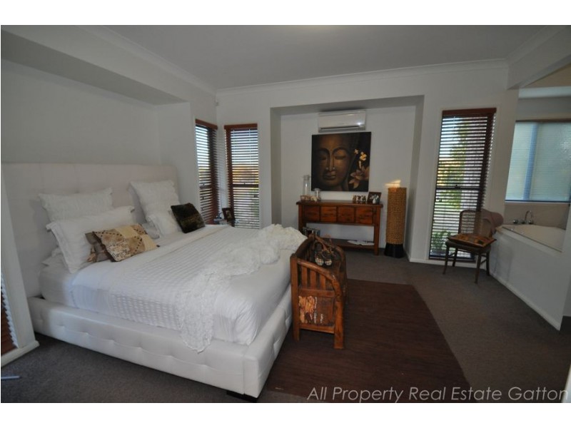 Kensington Grove QLD 4341