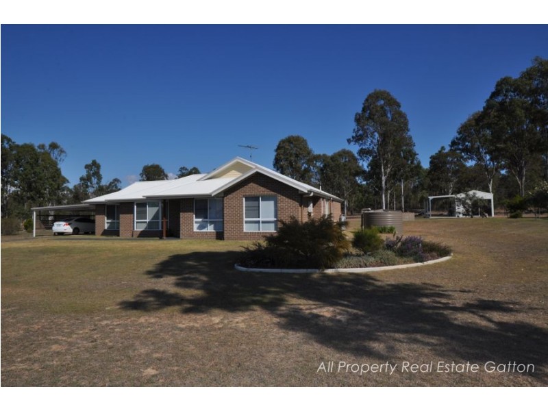 9 Legend Drive, Adare QLD 4343
