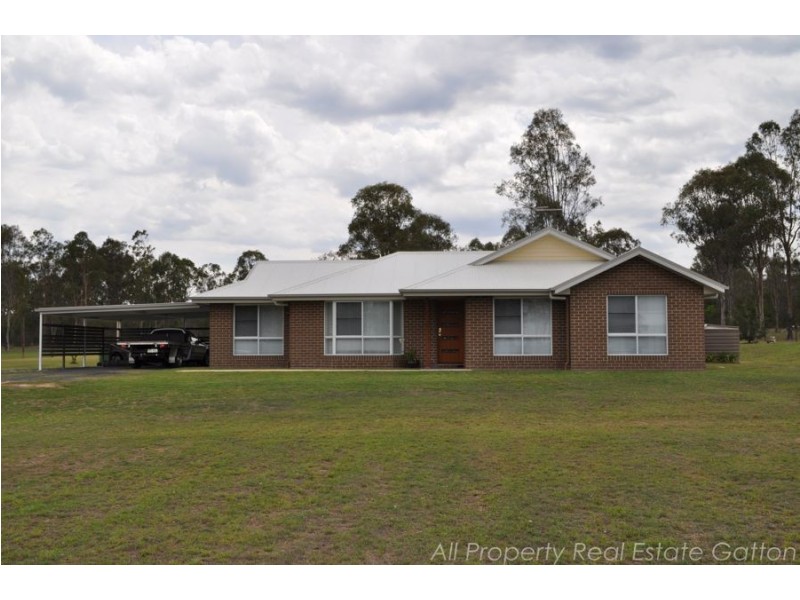 9 Legend Drive, Adare QLD 4343