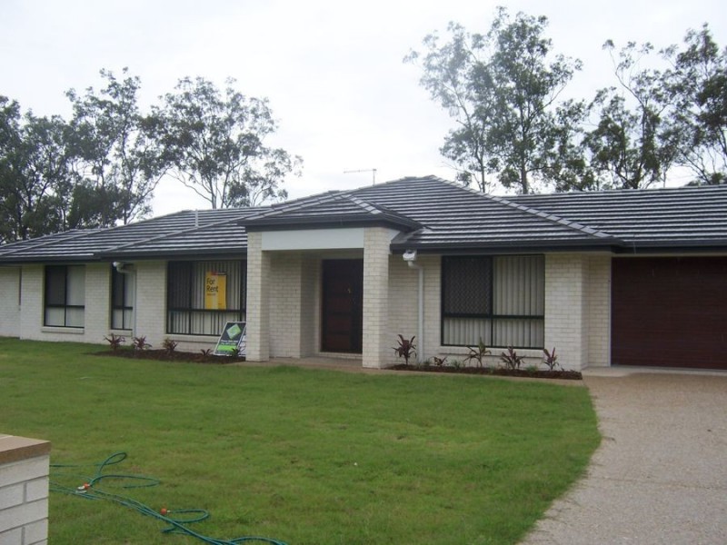 Room 1, 8 Boysen Court, Adare QLD 4343