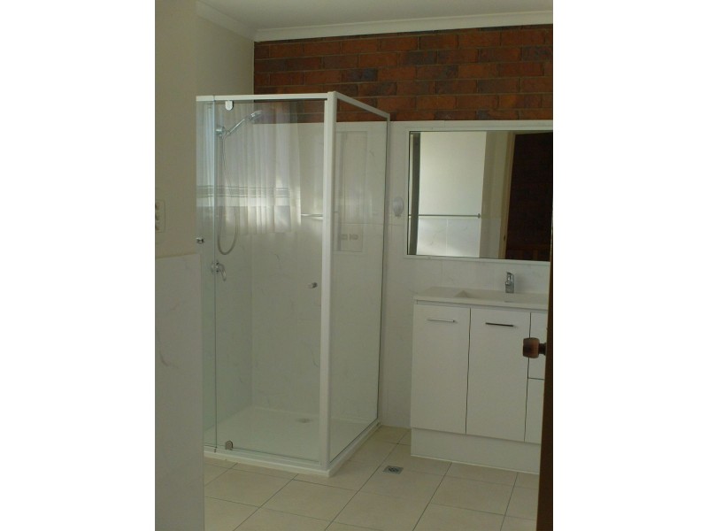 Unit 3 4 Yates Street, Gatton QLD 4343