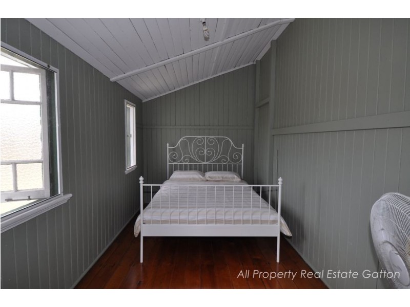 32 Kentville Road, Kentville QLD 4341