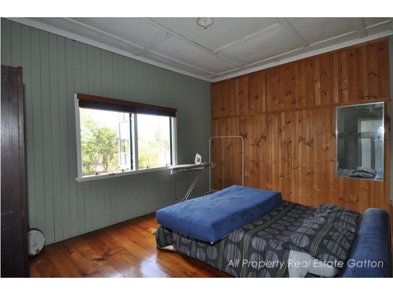 32 Kentville Road, Kentville QLD 4341