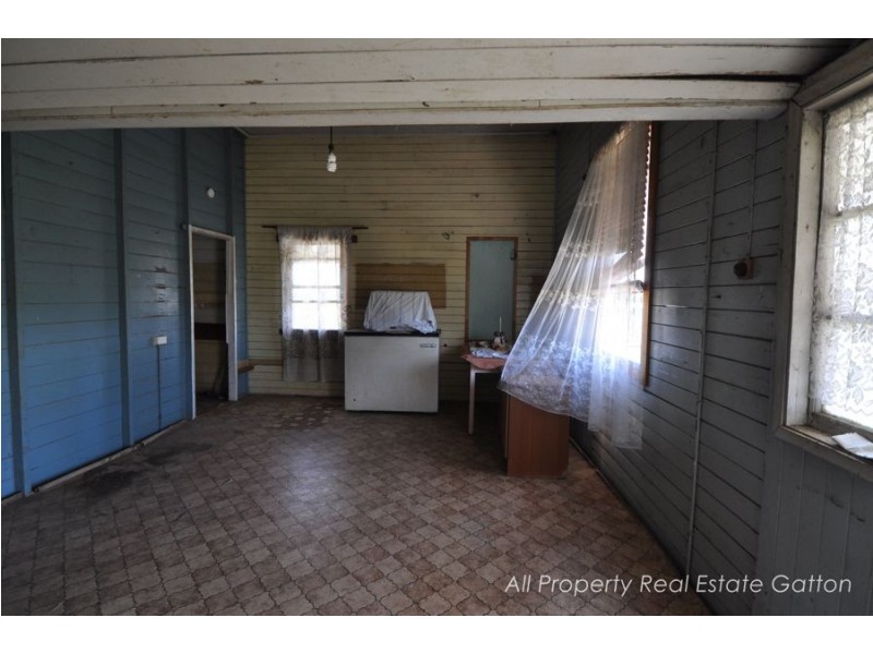 14 Jordans Weir Road, Gatton QLD 4343