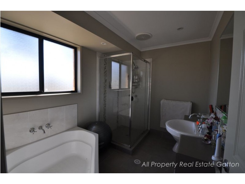 30 Red Gum Drive, Gatton QLD 4343