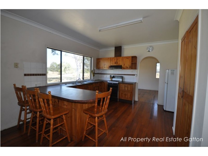 10 Haslingden Road, Lockyer Waters QLD 4311