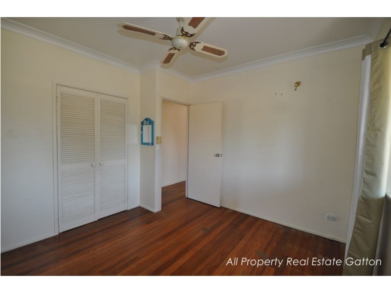 10 Haslingden Road, Lockyer Waters QLD 4311