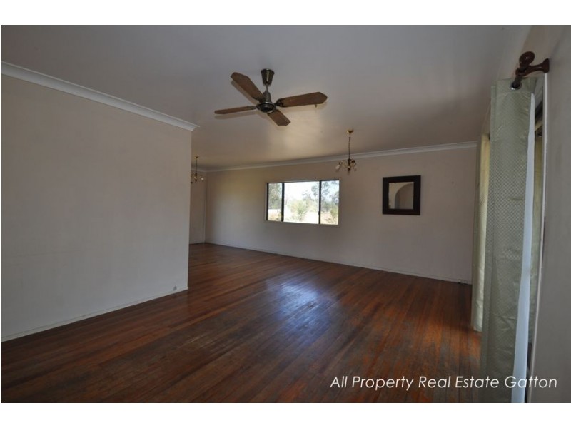 10 Haslingden Road, Lockyer Waters QLD 4311