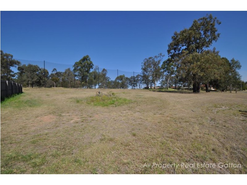 12 Woodlands Road, Gatton QLD 4343