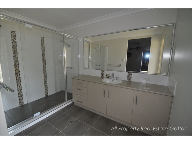 13 Hanlon Court, Laidley Heights QLD 4341