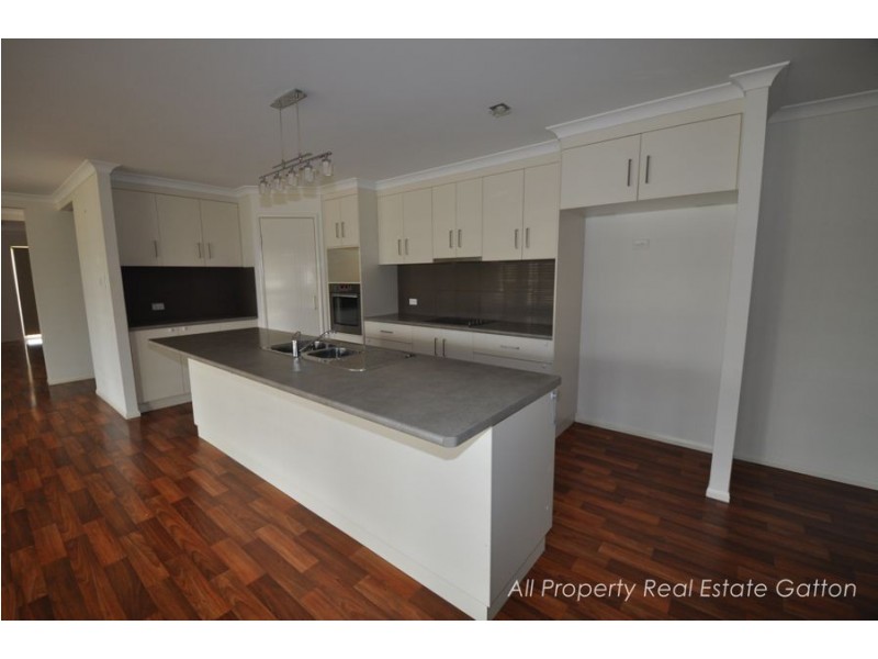 13 Hanlon Court, Laidley Heights QLD 4341