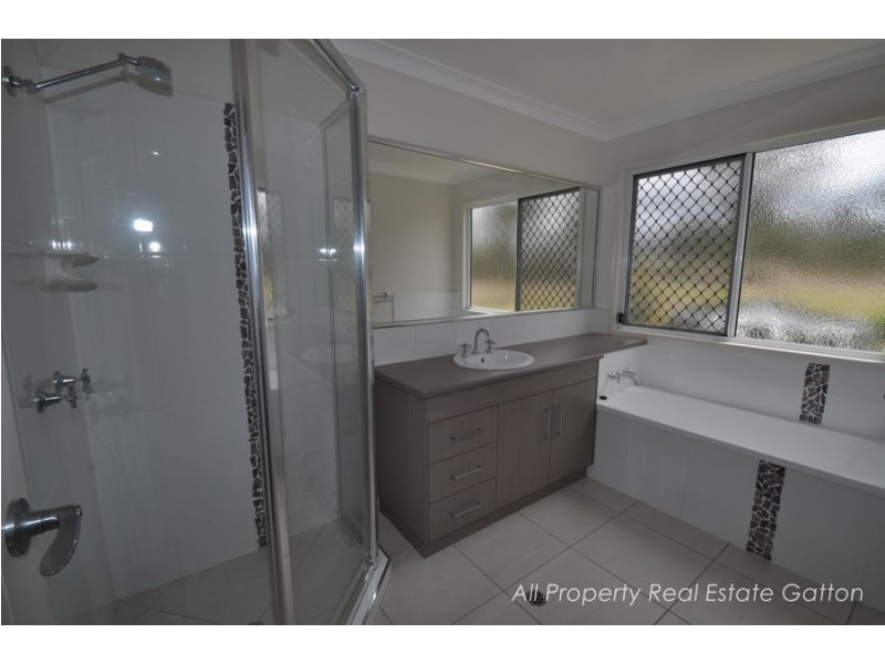 13 Hanlon Court, Laidley Heights QLD 4341