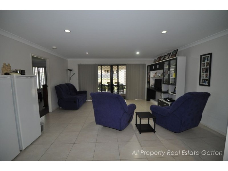 8 Reisenleiter Avenue, Gatton QLD 4343