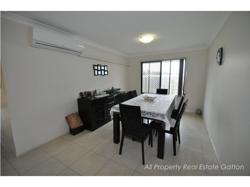 8 Reisenleiter Avenue, Gatton QLD 4343