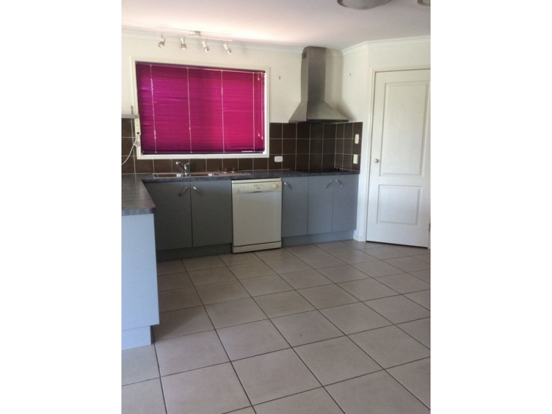 Kensington Grove QLD 4341