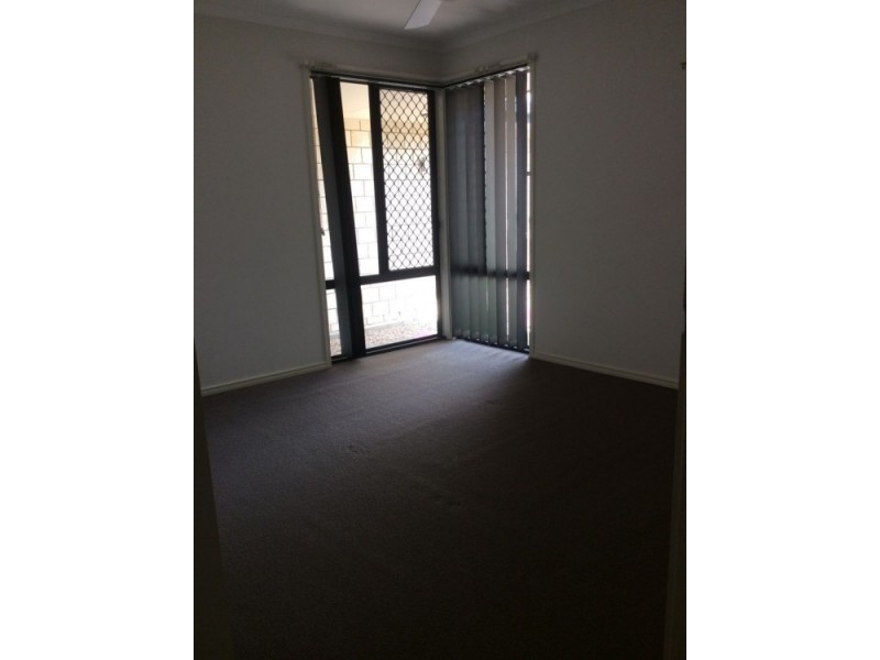 Kensington Grove QLD 4341