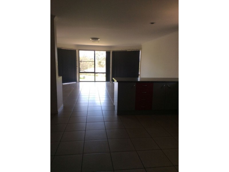 Kensington Grove QLD 4341