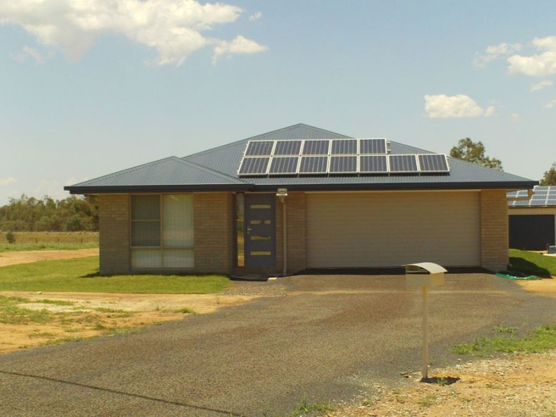 Adare QLD 4343