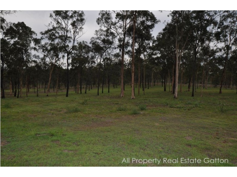 8 Peta Drive, Gatton QLD 4343
