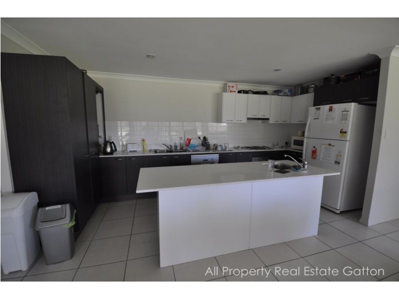 8 Boysen Court, Gatton QLD 4343