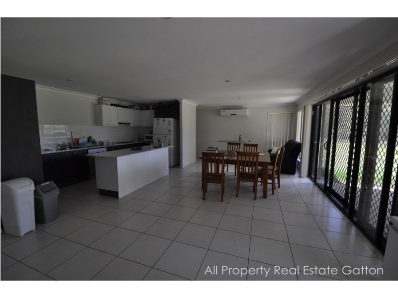 8 Boysen Court, Gatton QLD 4343