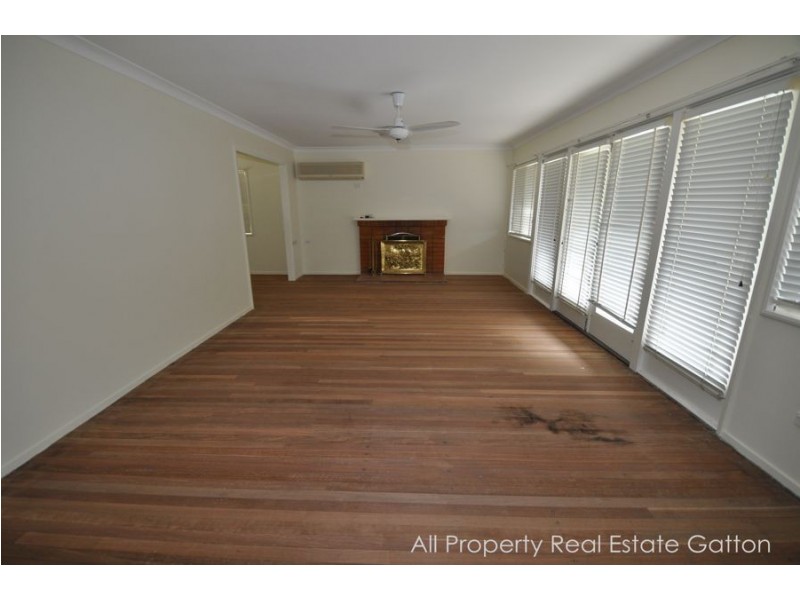 2 Lowe Street, Gatton QLD 4343