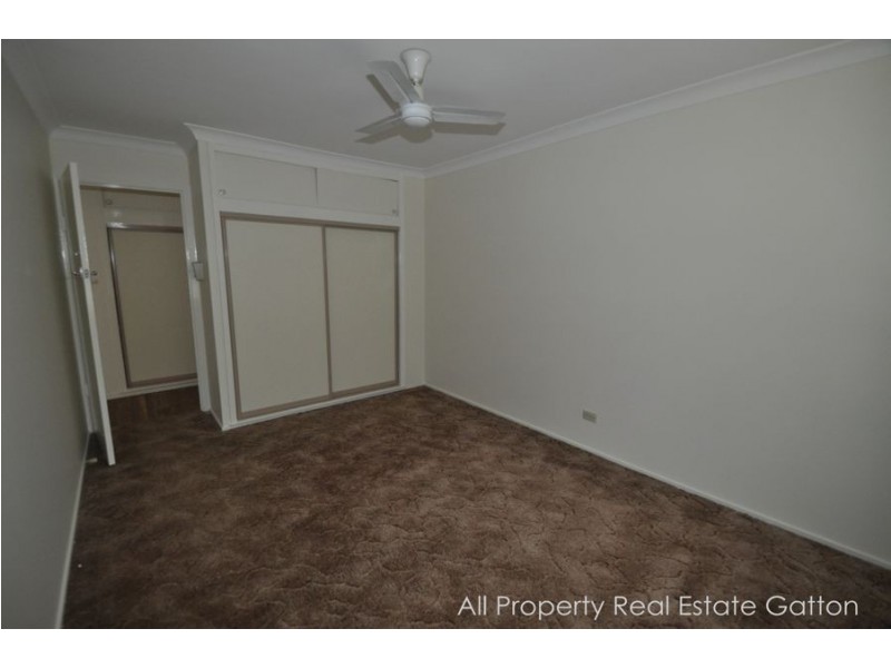 2 Lowe Street, Gatton QLD 4343